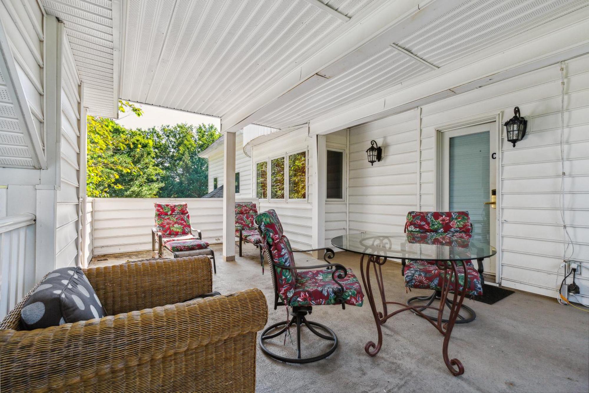 The Columbia Inn At Peralynna Exterior foto